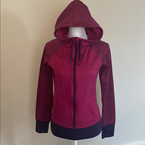 Nike Tops - Nike Therma-Fit Women’s Zip Up Hoodie Size XS